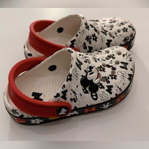 CROCS Kids Cartoon Character Clogs - Red and White